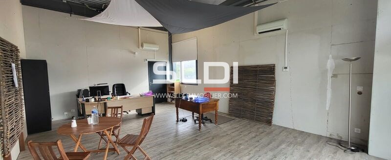 Locaux d'activités A VENDRE - MONTANAY - 133 m²