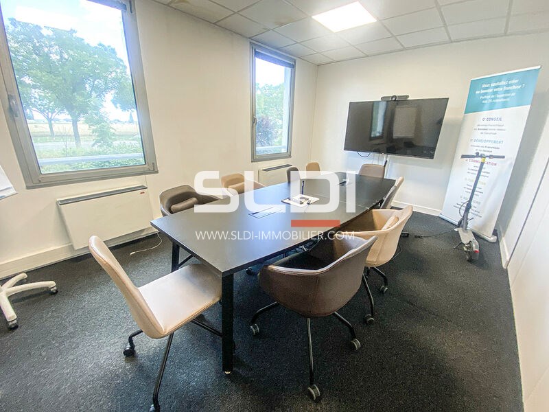 Bureaux A VENDRE - BRON - 139 m²