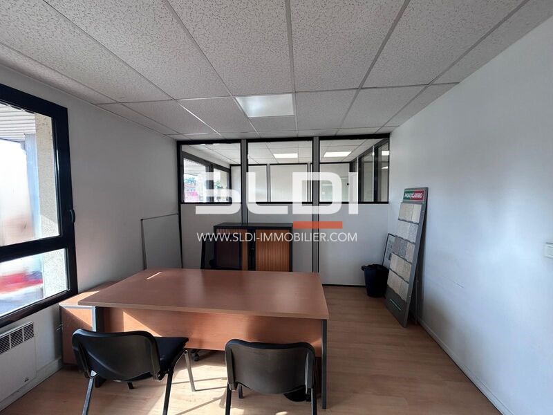 Bureaux A LOUER - LIMAS - 88 m²