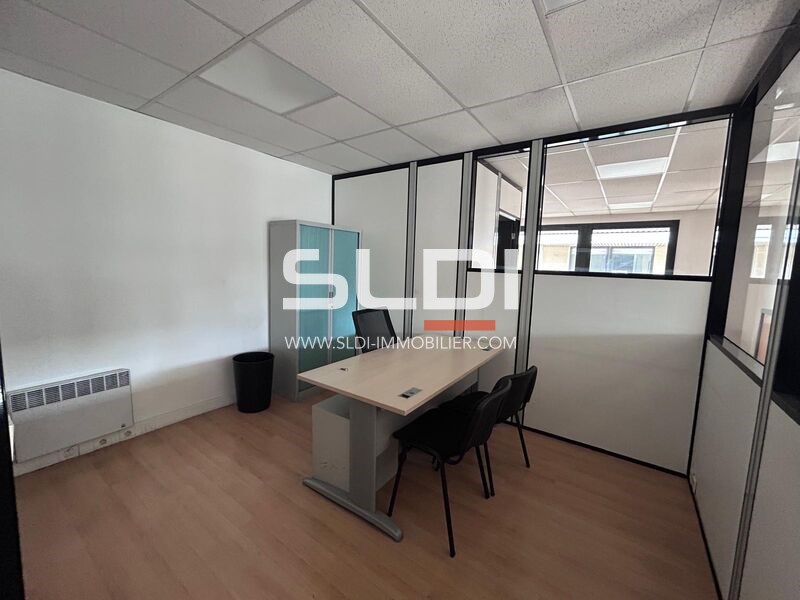 Bureaux A LOUER - LIMAS - 88 m²