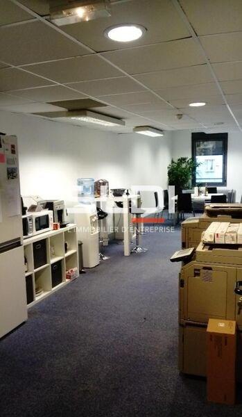 Bureaux A LOUER - LYON - 900 m²