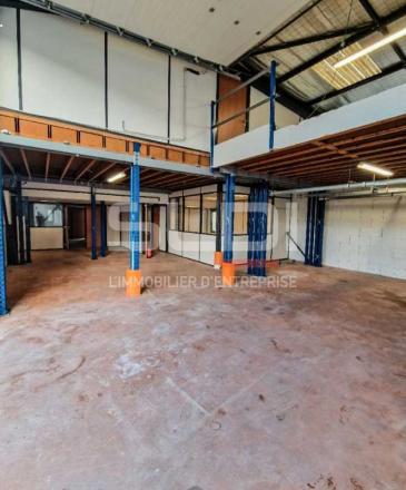 Activités A LOUER - JONS - 300 m²