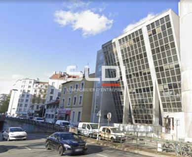 Bureaux A LOUER - LYON - 230 m² Bureaux A LOUER - LYON - 230 m²
