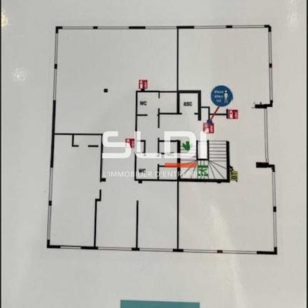 Bureaux A LOUER - RILLIEUX LA PAPE - 366 m²