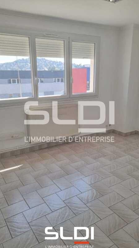 Bureaux A LOUER - VILLARS - 266 m²