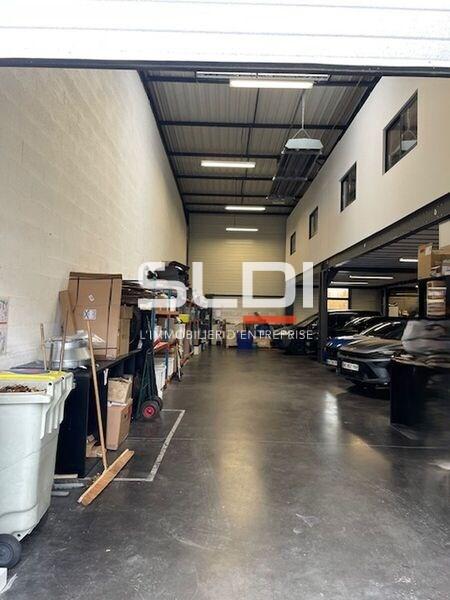 Activités A VENDRE OU A LOUER - DECINES CHARPIEU - 534 m²