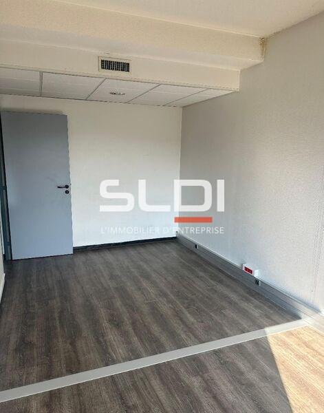 Bureaux A LOUER - LYON - 900 m²