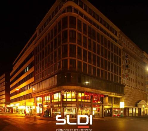 Commerces VENTE DE MURS OCCUPES - LYON - 94 m²