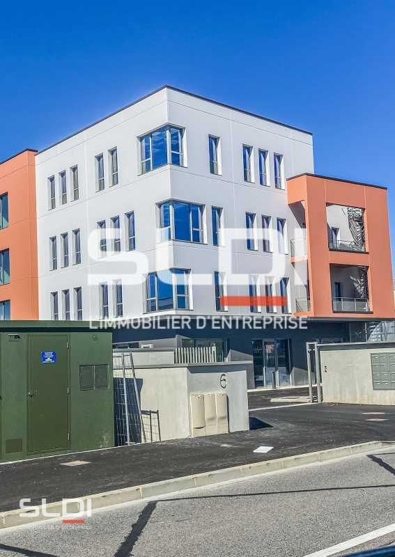 Bureaux A LOUER - CHASSIEU - 33 m²