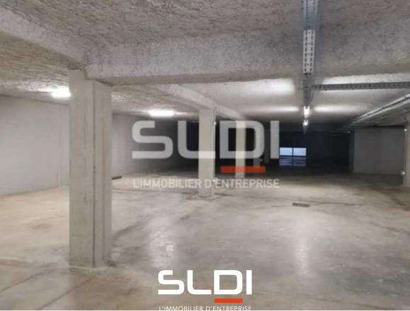 Bureaux A VENDRE OU A LOUER - VAULX MILIEU - 168 m²