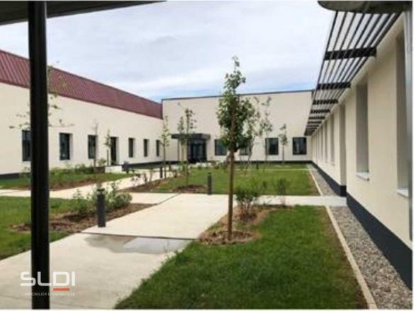 Bureaux A LOUER - VENISSIEUX - 509 m²