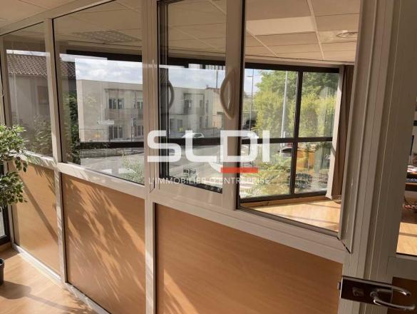 Bureaux A LOUER - CHASSIEU - 40 m²