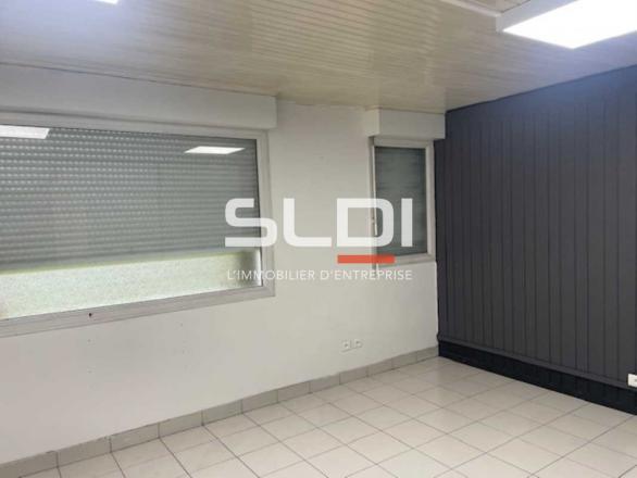 Bureaux A LOUER - RILLIEUX LA PAPE - 334 m²