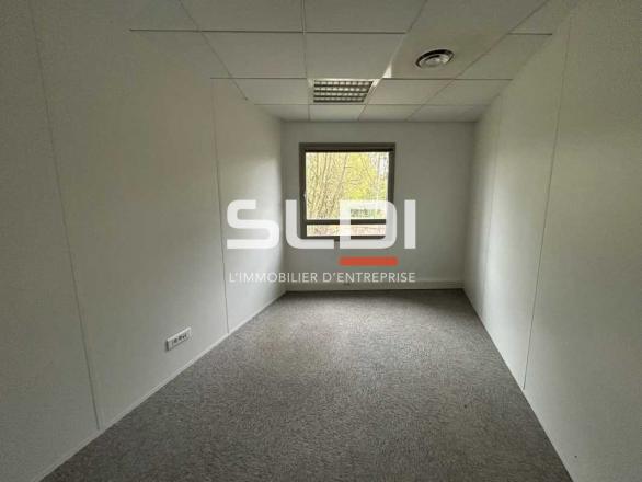 Bureaux A LOUER - ECULLY - 401 m²
