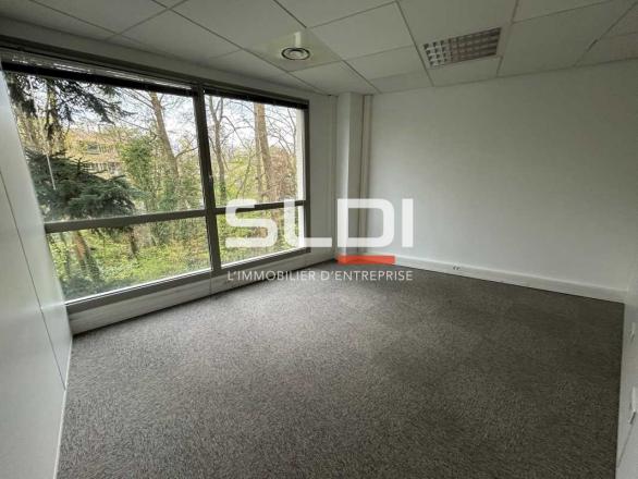 Bureaux A LOUER - ECULLY - 401 m²