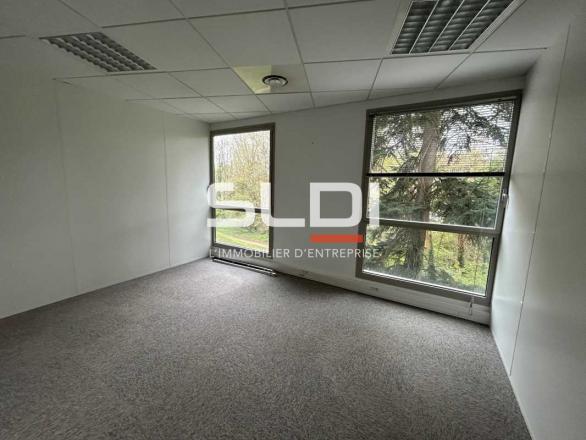 Bureaux A LOUER - ECULLY - 401 m²