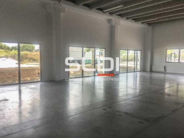 Bureaux A VENDRE OU A LOUER - GENAS - 2 081 m² Bureaux A VENDRE OU A LOUER - GENAS - 2 081 m²