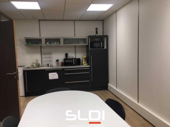 Bureaux A LOUER - RILLIEUX LA PAPE - 96,3 m²