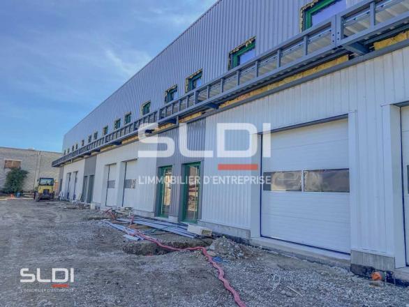 Activités A LOUER - MIONS - 202 m²