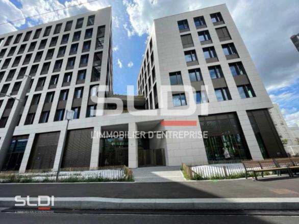 Commerces A LOUER - VILLEURBANNE - 306 m²