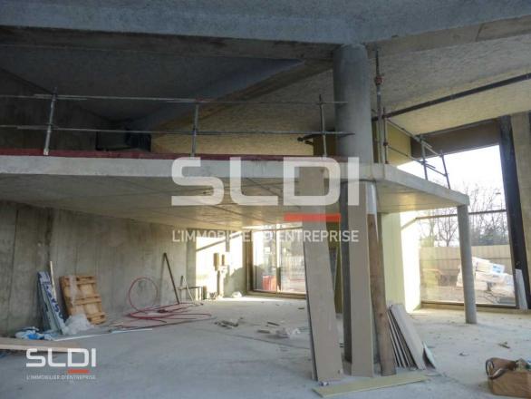Commerces A LOUER - VILLEURBANNE - 306 m²