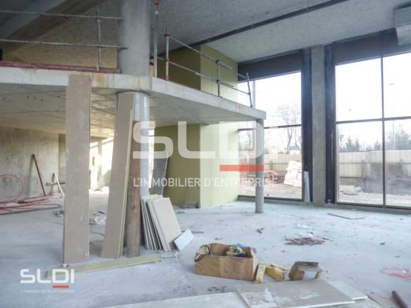 Commerces A LOUER - VILLEURBANNE - 306 m²