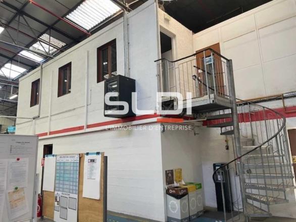 Activités A VENDRE - MEYZIEU - 4 400 m²