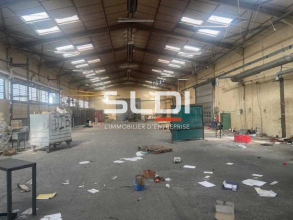 Entrepôts/Messagerie A VENDRE - JONAGE - 3 600 m²