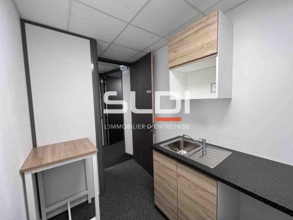 Bureaux A LOUER - CALUIRE ET CUIRE - 85 m²