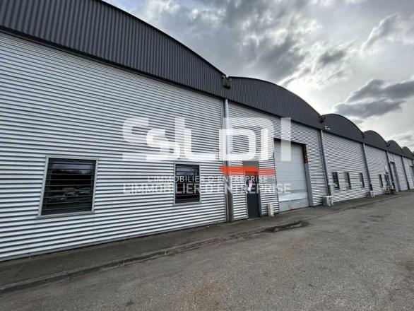 Activités A LOUER - SAINT PRIEST - 510 m²