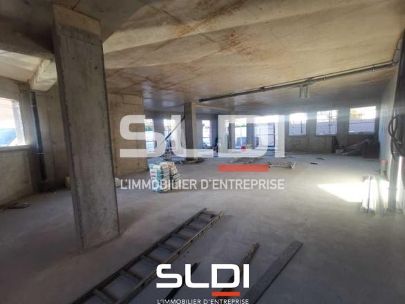 Bureaux A LOUER - PONT DE CHERUY - 385 m²