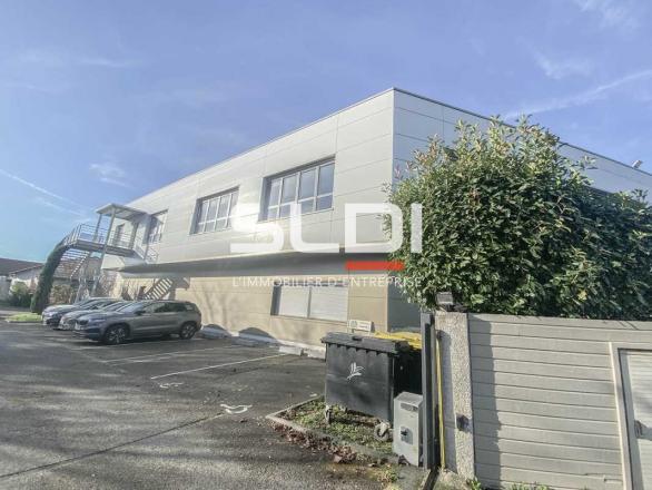 Bureaux A LOUER - SAINT MAURICE DE BEYNOST - 427 m²