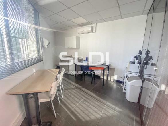 Bureaux A LOUER - SAINT MAURICE DE BEYNOST - 427 m²