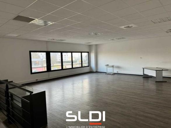 Activités A LOUER - SAINT QUENTIN FALLAVIER - 341 m²