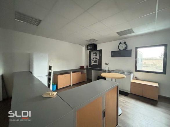 Bureaux A LOUER - VILLEFRANCHE SUR SAONE - 88 m²