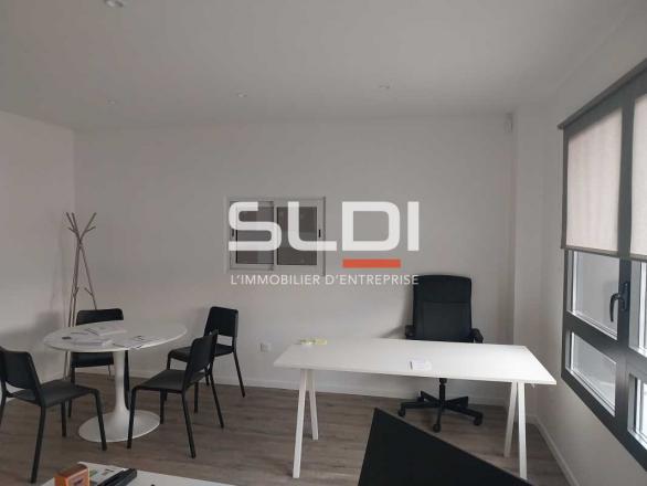 Activités A LOUER - BOURGOIN JALLIEU - 178 m²