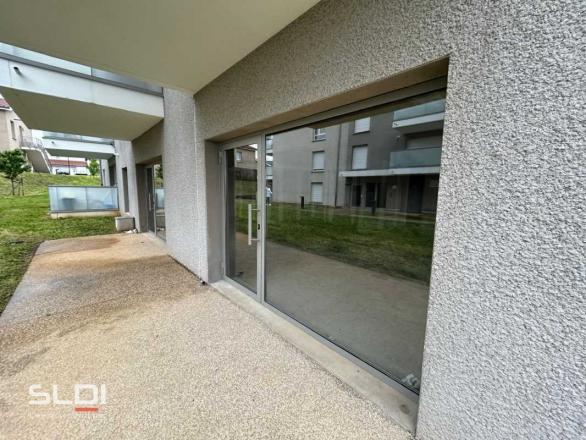 Commerces A LOUER - ANSE - 156 m²