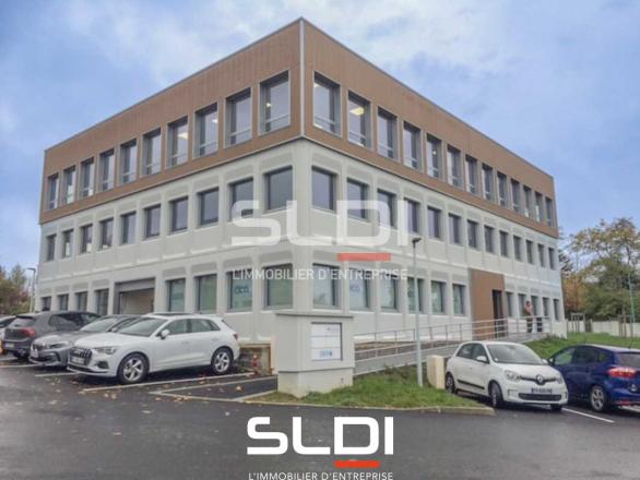 Bureaux A VENDRE - DARDILLY - 204 m²