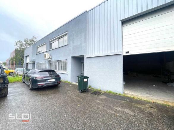 Activités A LOUER - CHASSIEU - 170 m²