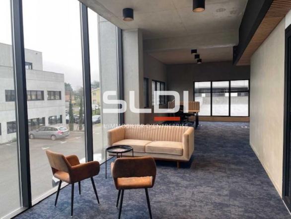 Bureaux A LOUER - RILLIEUX LA PAPE - 366 m²
