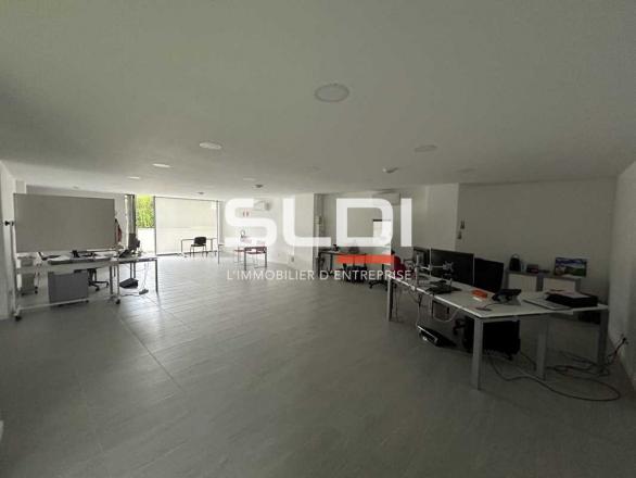 Bureaux A LOUER - JASSANS RIOTTIER - 117 m²