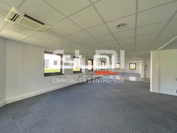 Bureaux A LOUER - LIMONEST - 75 m²