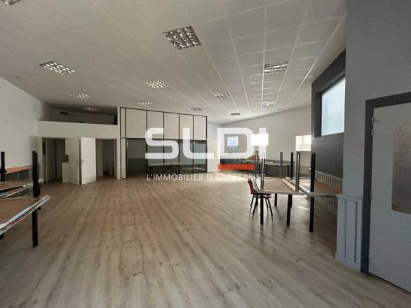 Bureaux A VENDRE OU A LOUER - GLEIZE - 130 m²