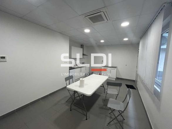 Activités A LOUER - REYRIEUX - 520 m²