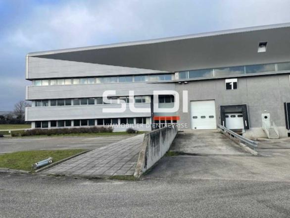 Entrepôts/Messagerie A LOUER - SAINT QUENTIN FALLAVIER - 8 653 m²