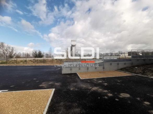 Activités A LOUER - BOURGOIN JALLIEU - 225 m²