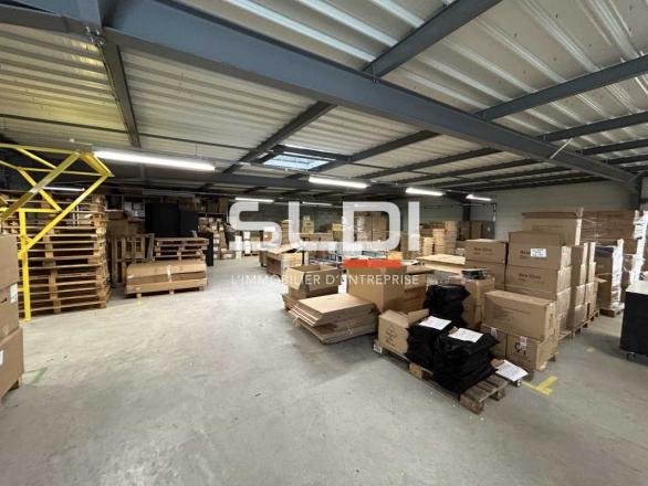 Activités A LOUER - VILLEFRANCHE SUR SAONE - 860 m²