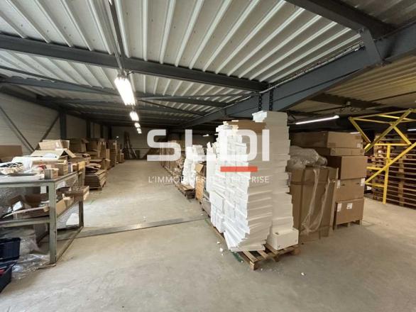Activités A LOUER - VILLEFRANCHE SUR SAONE - 860 m²