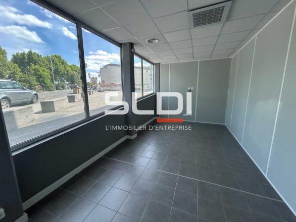 Bureaux A LOUER - VILLEFRANCHE SUR SAONE - 130 m²