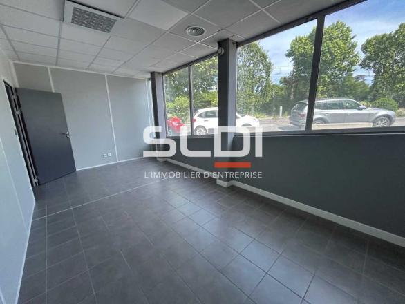 Bureaux A LOUER - VILLEFRANCHE SUR SAONE - 130 m²